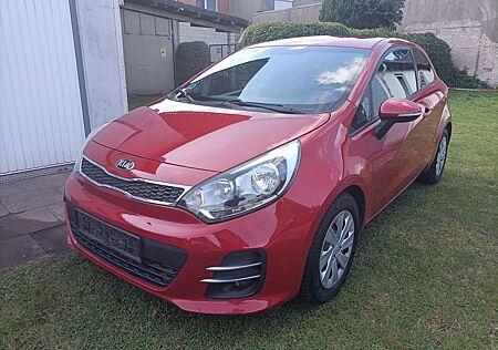 Kia Rio 1.2 Dream Team Edition