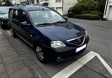 Dacia Logan MCV 1.6. 1 Hand. Klimaanlage