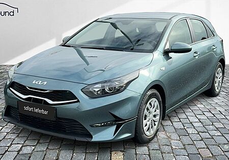 Kia Cee'd CEED III 1.5 T-GDi DCT Best Alarm DAB Klima NAV