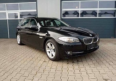 BMW 520d Touring Automatik Leder SHZ 2xPDC