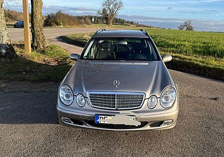 Mercedes-Benz E 220 CDI T CLASSIC Classic