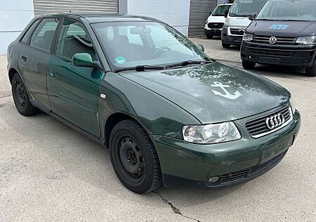 Audi A3 1.6 Ambiente Klima TÜV 2027-02