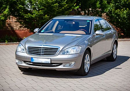 Mercedes-Benz S 500 4matic -