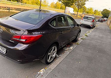 Opel Astra J ecoFLEX BJ 2015 TÜV neu