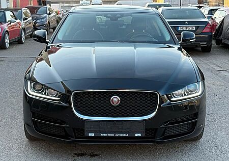 Jaguar XE 20d 180PS AWD Pure Automatik Pure,Panno,Xen