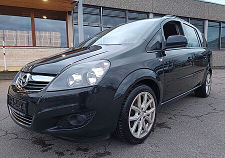 Opel Zafira B Family / 7-Sitzer / Navi