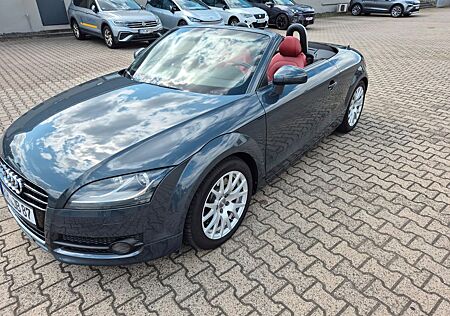 Audi TT Roadster 3.2 quattro -