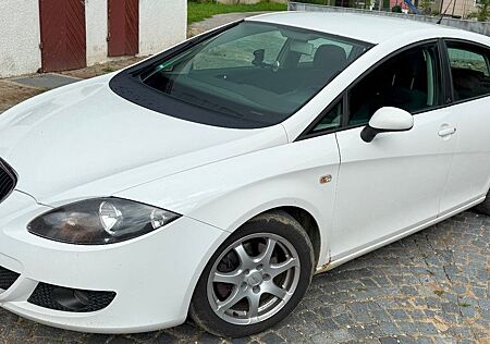 Seat Leon 1.8 TFSI weiß 160 PS BJ 2009