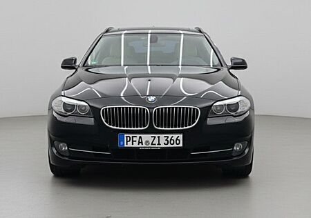 BMW 525d BlackFriday, Pano, Head-Up, TÜV 2027