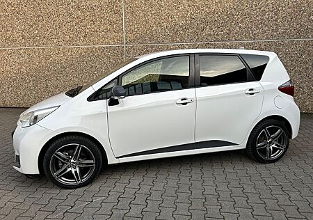 Toyota Verso-S Automatik Erst 81 TKM Tüv Neu 06/2027