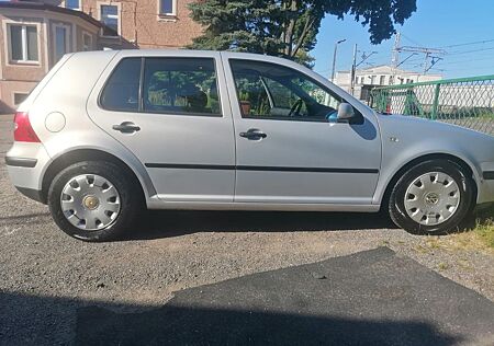 VW Golf Volkswagen 1.6 EU4 Auto Trendline Trendline