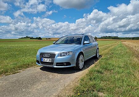 Audi A4 2.0 TDI 170PS quattro Avant