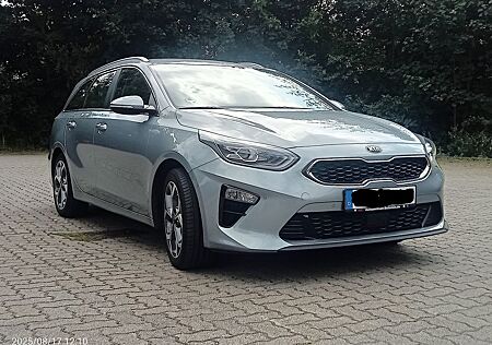 Kia Cee'd Ceed SW, 15800 km, SH-gepflegt, HU 05/2027