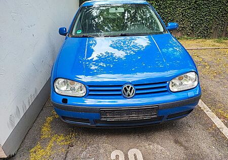 VW Golf Volkswagen 1.9TDI 74 kW Basis
