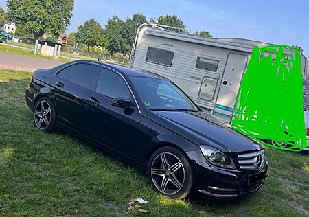 Mercedes-Benz C 180 AVANTGARDE AVANTGARDE