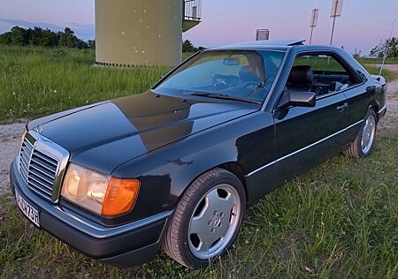 Mercedes-Benz CE 300 w124 c124