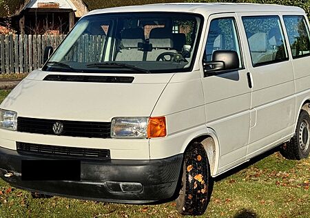 VW T4 Kombi Volkswagen Top-KM: 90.724 km; ZR neu, 2. Hand; 9-Sitzer