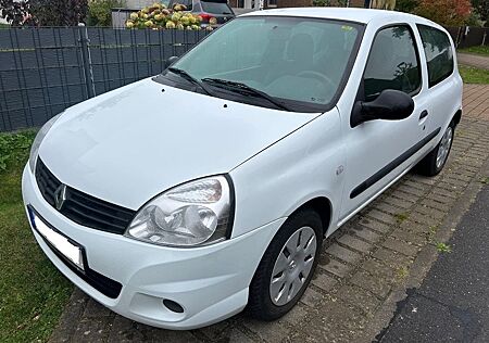 Renault Clio Authentique 1.2 16V 75 aus 1.Hand