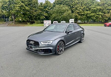 Audi RS3 2.5 TFSI S tronic quattro -