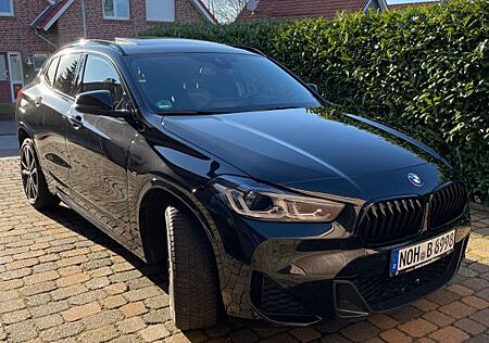 BMW X2 sDrive20i M Head up, AHK,20 Zoll,Garantie