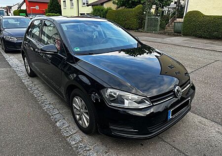 VW Golf Volkswagen 1.2 TSI BMT Trendline Trendline