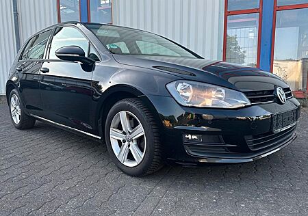 VW Golf Volkswagen VII Lim. Comfortline BMT Navi SHZ 2-Z-Klima