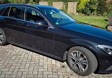 Mercedes-Benz C 220 d T AVANTGARDE Autom. AVANTGARDE