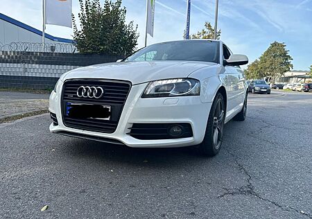 Audi A3 2.0 TDI 170PS quattro S line TOP AUSSTATTUNG