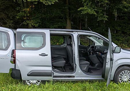 Toyota Pro Ace Proace City 1,2-l-Turbo 81kW L1 Executive Ex...