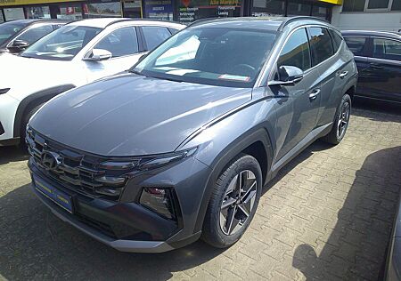 Hyundai Tucson NX4 GO 1,6 T-GDi 2WD 6MT 160 PS /S+L Heiz