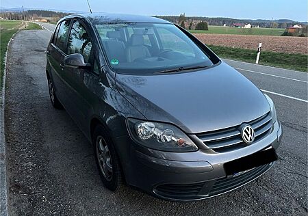 VW Golf Plus Volkswagen 1.6 * TÜV 2026 * Klima * SCHECKHEFT
