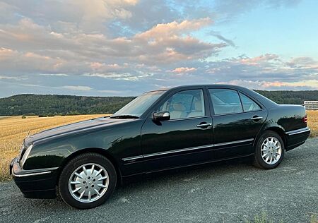 Mercedes-Benz E 320 CDI AVANTGARDE