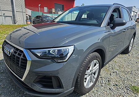 Audi Q3 35TDI S-TRONIC * NAVIGATION * ALU * VIRTUAL