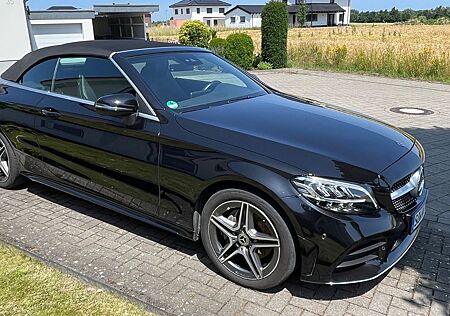 Mercedes-Benz C 180 Cabrio AMG Line Navi Kamera Airscarf LED