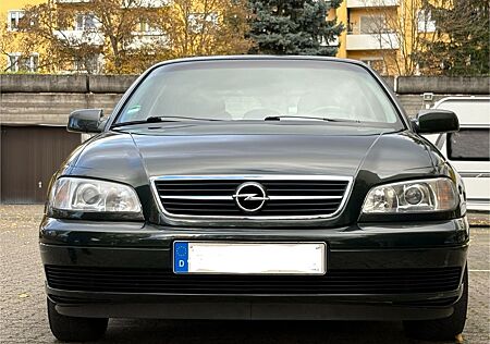 Opel Omega 2.2 -