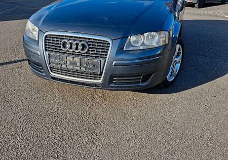 Audi A3 1.6 Attraction Sportback Attraction
