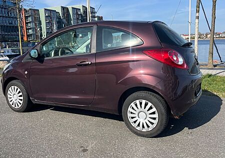 Ford Ka Titanium 1HAND HU NEU Klima