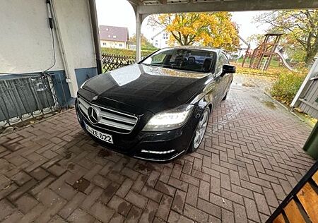 Mercedes-Benz CLS 350 BlueEFFICIENCY -