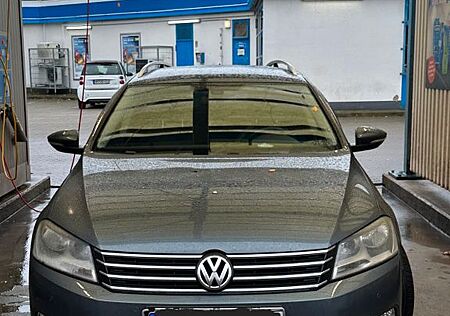 VW Passat Variant Volkswagen 1.6 TDI Comfortline BMotion T...