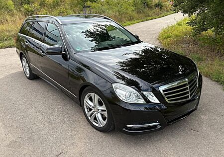 Mercedes-Benz E 220 CDI T AVANTGARDE AVANTGARDE