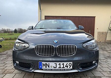 BMW 116d EfficientDynamics Edit. Urban Line Urba...