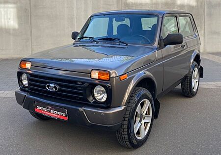 Lada Niva Only Urban*4x4 *72.000km* 2018*