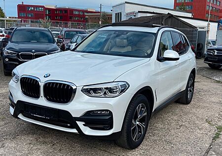 BMW X3 X3xDrive20d Advantage*PANO*AHK*360°*LED*NAVI*
