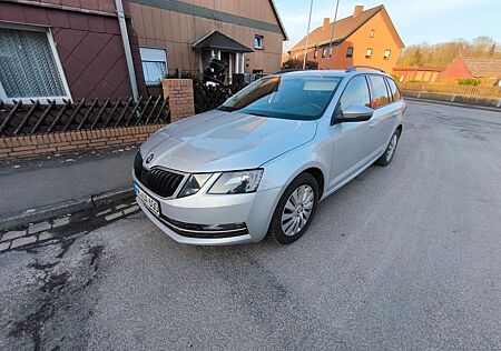 Skoda Octavia gebraucht kaufen Skoda Octavia 1.6 TDI Style Combi Style