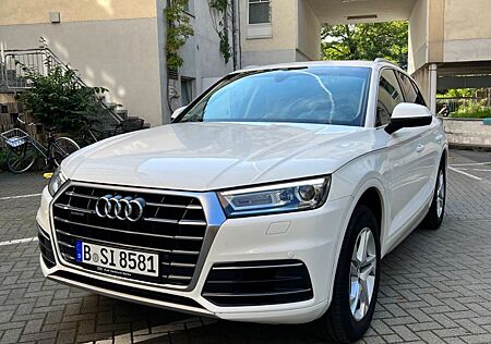 Audi Q5 35 TFSi S-Tronic Quattro