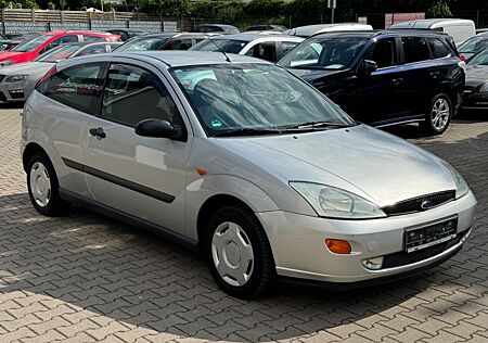 Ford Focus 1.6 74kW - PDC - TÜV+ZAHNRIEMEN+ÖL NEU !