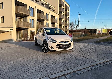 Hyundai ix20 1.6 CRDi Crossline. Klima. Multilenkrad.
