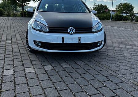VW Golf Volkswagen 1.2 TSI 63 kW Comfortline Comfortline
