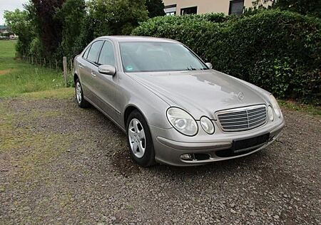 Mercedes-Benz E 220 CDI AVANTGARDE Avantgarde