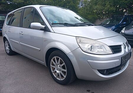 Renault Scenic II Grand Avantage 5-Sitze